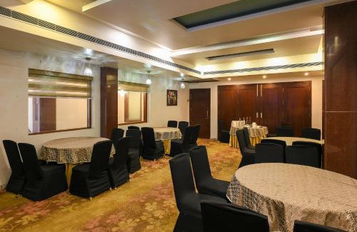 Karnal Hotel | Leela Residency