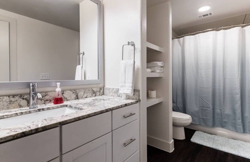 Legacy Park Apartment | Legacy West|Corporate|1Bed|Courtyard View
