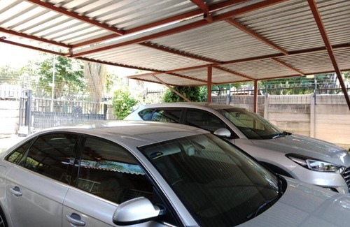 Arcadia Cottage | Legaeng Cottage - peaceful private family size unit with swimming pool and WIFI