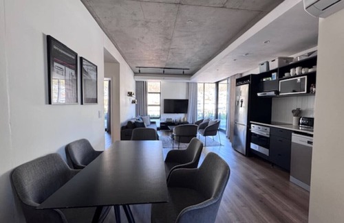 Cape Town Apartment | Leisure Apartment at Stationhouse