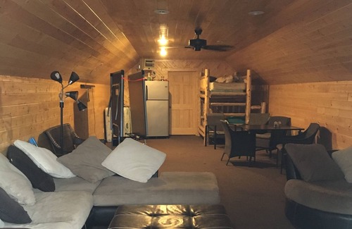 Britt House | Leisure Lodge ~ Amazing Hot Tub View ~ Something For Everyone!