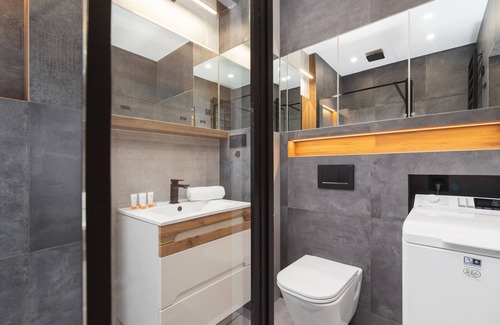 Czyzyny Apartment | Lema 15E/6 Prestige Apartment with 1 Bedroom and Terrace