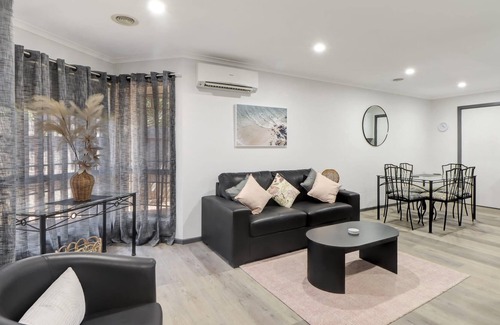 Leopold Apartment | Lemejabe Villa - Self-contained unit on Bellarine Peninsula
