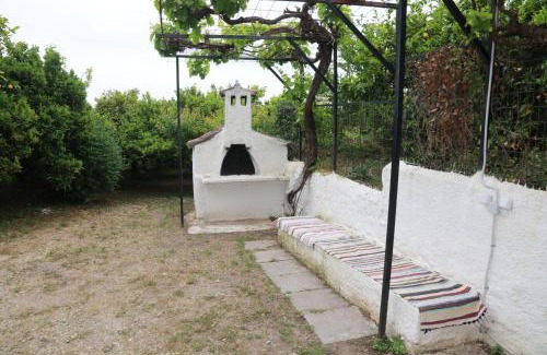 Troizinia House | Lemon tree house