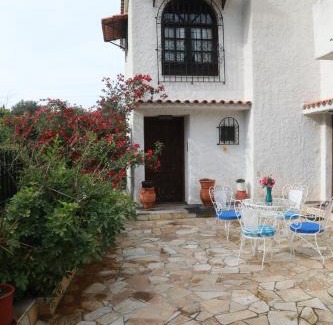 Troizinia House | Lemon tree house