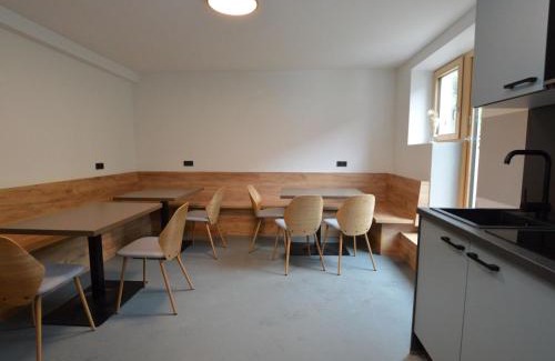 Dienten am Hochkoenig House | Leni