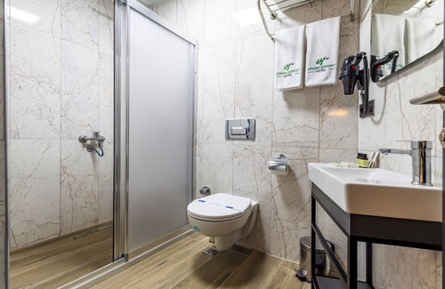 Arnavutkoy Hotel | Lenora Airport Hotel