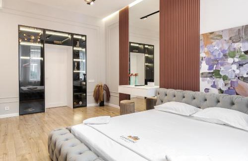 Lviv City Center Apartment | LEOGRAND apartment on Leontovicha 17