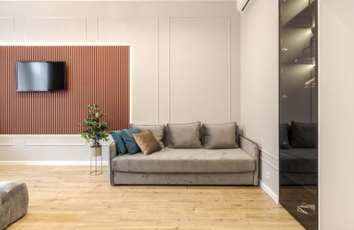 Lviv City Center Apartment | LEOGRAND apartment on Leontovicha 17