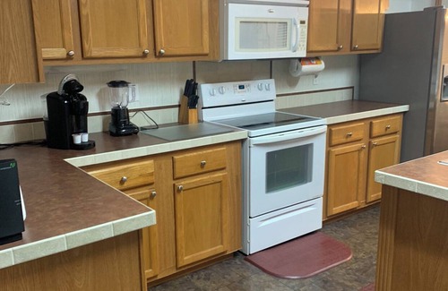 Donalsonville House | Leon’s Retreat😀 5⭐️Lake Seminole fishing🎣 spacious home near Big Jim’s!