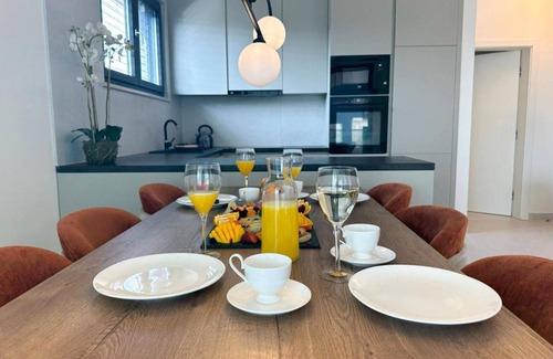 Kozino Apartment | Leonarda Waterfront Residences