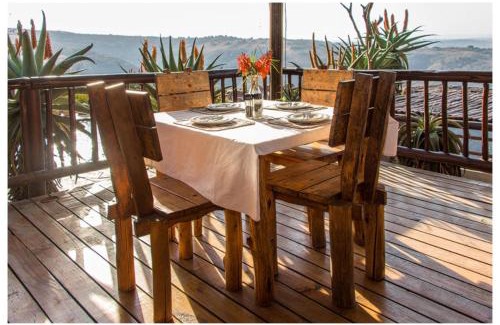 Camperdown Bed & Breakfast | Leopards and Louries Bush Lodge