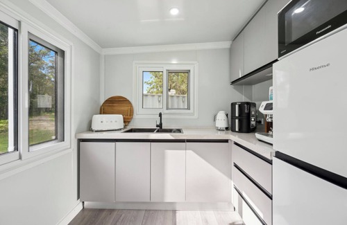 Arrawarra Apartment | Leos Beach Hideaway, Stylish Tiny Home