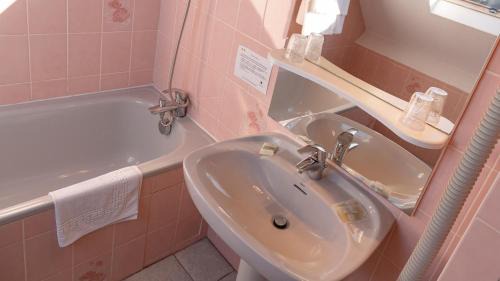 Benodet Hotel | Les Bains de Mer Riviera Bretonne