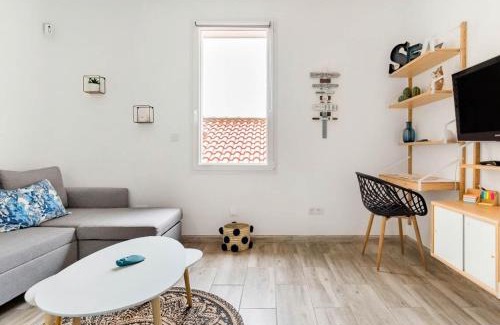 16th Arrondissement Apartment | Les Bords de l'Estaque x Studio Braque