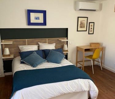 Uzes House | Les cèdres