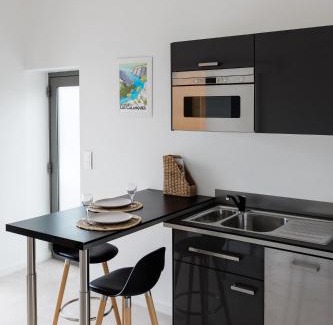 Carnoux-en-Provence Apartment | Les Calanques - Clim et Jacuzzi