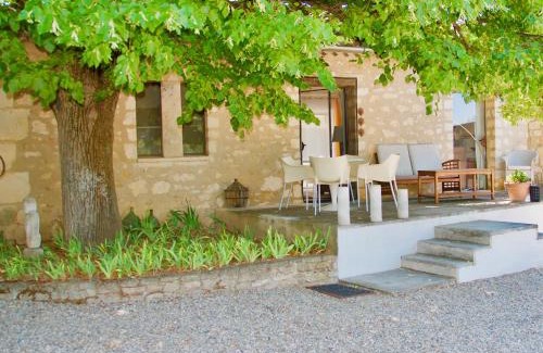 Oppede House | Les Cerisiers maison bertuli climatisé, Piscine chauffée, lit King size, classé 5 étoiles