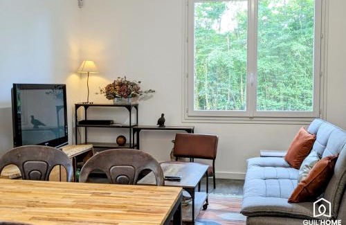 Boigny-sur-Bionne Apartment | Les Chênes - Climatisation - Spacieux - Nature