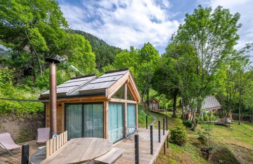Saint-Jean-Saint-Nicolas Cabin | Les chalets d'Éléna