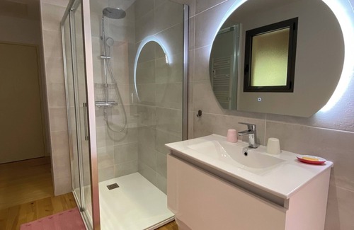 Sepx Bed & Breakfast | Les Chambres des 3 Chouettes - Suite des 3 Chouettes