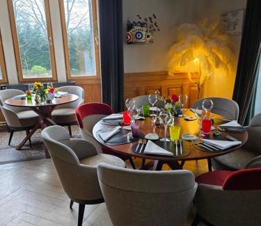 Saint-Paul en Jarez Bed & Breakfast | Les Chambres d'Hôtes du Château Eclosion