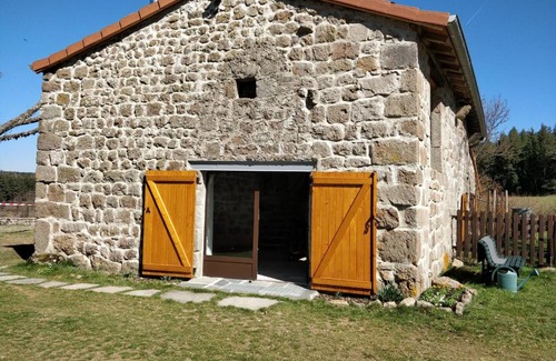 Montregard House | Les Fayettes