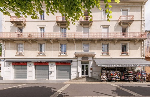 La Bourboule Apartment | Les Fleurs - Proche Du Mont-Dore