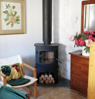 Eymet House | Les Glycines Bed & Breakfast