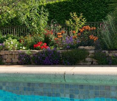 Eyragues House | Les Hauts d'Eyragues gite Rêverie Meublé classé 4 étoiles