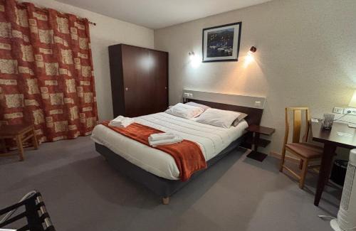 Orcines Hotel | Les Hirondelles