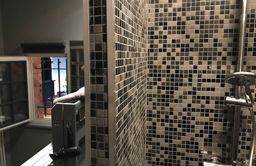 Les Veneurs House | Les Jardins Carnot