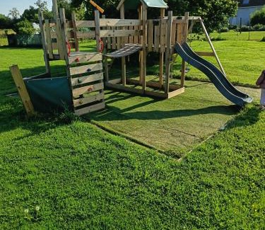 Digoin Apartment | Les jardins Ducarouge 1 climatisé