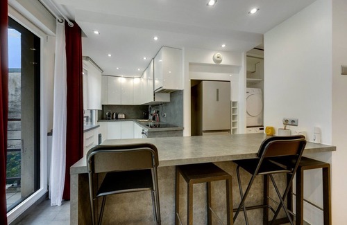 Les Lilas Apartment | Les Lilas Mon Amour!