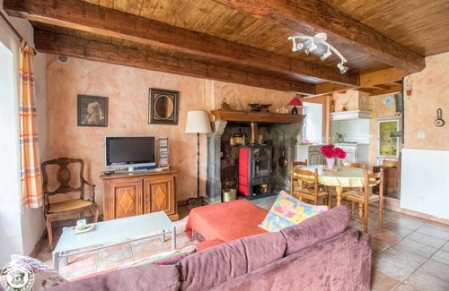 Saint-Nectaire House | Les Mésanges - Saint-nectaire