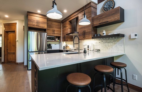 Mont-Tremblant Apartment | Les Manoirs- Tremblant back to Golf le Géant Completely renovated