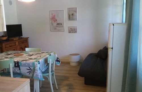 Pradinas Apartment | "Les Pâquerettes" apartment in the countryside, Parc Animalier du Ségala 400 m away.