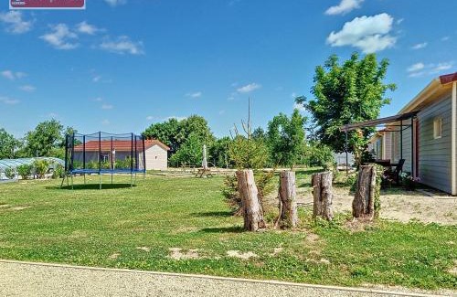 Joncreuil House | Les Piafs du Der 2