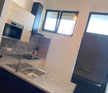 Froidchapelle Apartment | Les pieds dans l eau