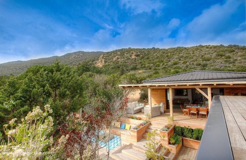 Coti-Chiavari House | LES PIEDS DANS L'EAU Jacuzzi and beach for 2 to 8 people