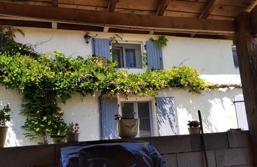 Lezay Bed & Breakfast | Les Quatre Routes