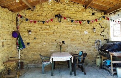 Lezay Bed & Breakfast | Les Quatre Routes