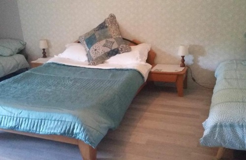 Lezay Bed & Breakfast | Les Quatre Routes