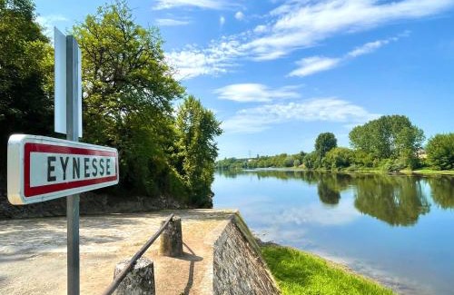 Eynesse House | Les Régniers - 2 gîtes pour partir ensemble