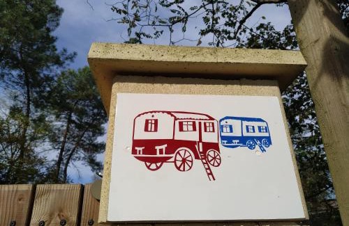 Leognan House | Les roulottes Vesta