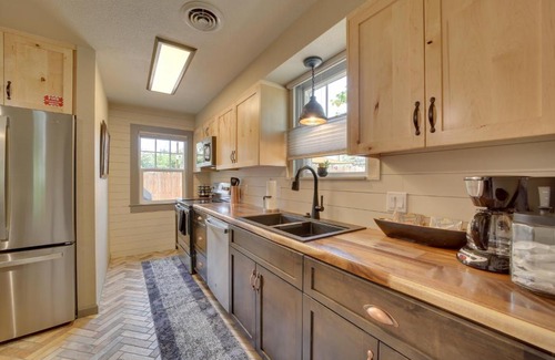 Clarkdale House | Less Than 1 Mi to Dtwn Home with Deck in Clarkdale!