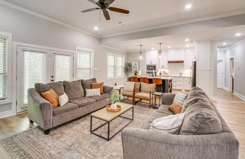 Jones Mills House | Less Than 1 Mi to Lake Catherine Home in Gated Community!
