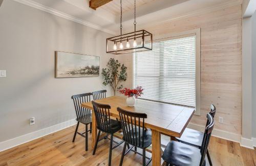 Jones Mills House | Less Than 1 Mi to Lake Catherine Home in Gated Community!