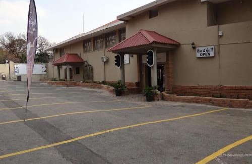 Greater Johannesburg Metropolitan Area Cabin | Letlapa Lodge and Conference Centre