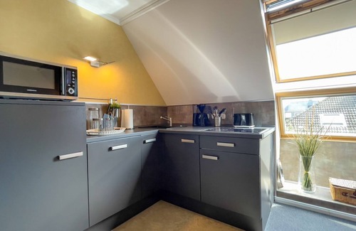 Duhnen Apartment | Leuchtfeuer Voßhörn - House Leuchtfeuer - Bright vacation apartment with tasteful